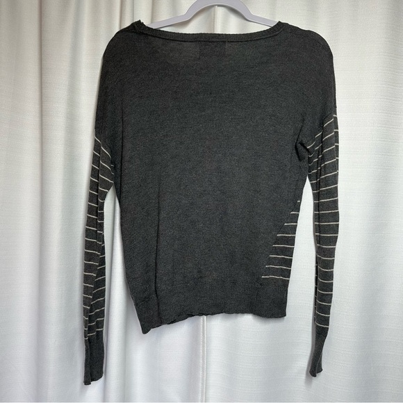 Anthropologie YOON Sweater M Gray Striped Dropped Sleeves Wool Blend Minimalist - Picture 8 of 11